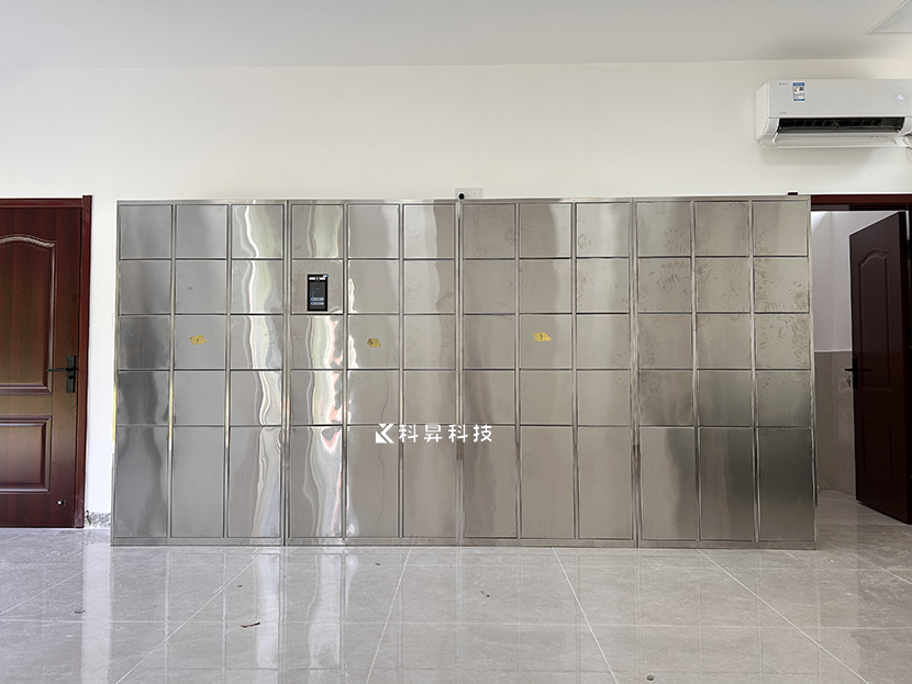 不銹鋼智能儲(chǔ)物柜的優(yōu)勢(shì)